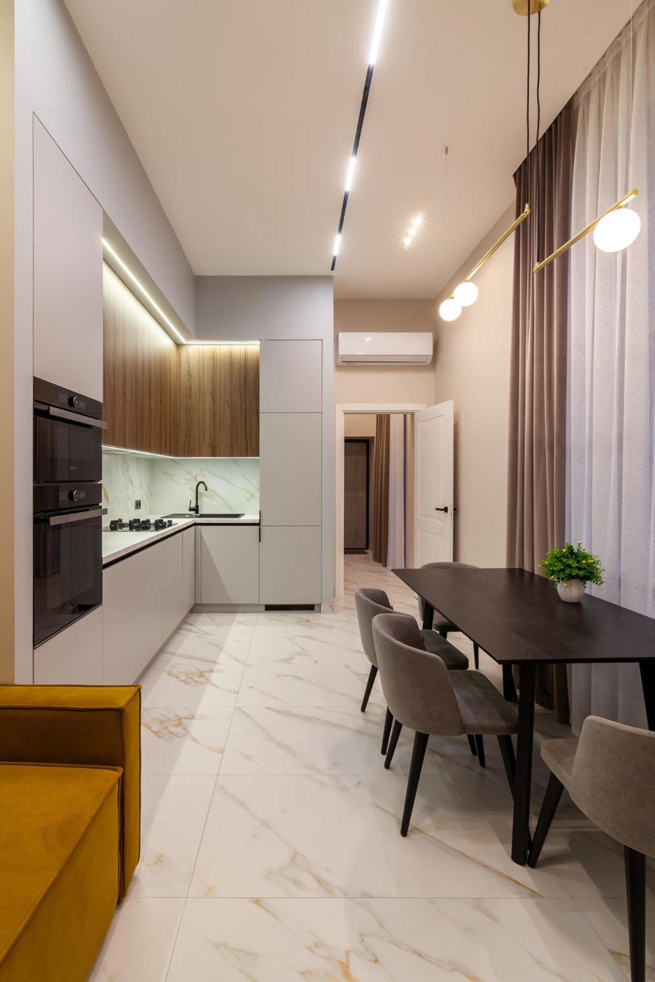 Apartamento Leogrand Jacuzzi On Malaniuka 2 Leópolis Exterior foto